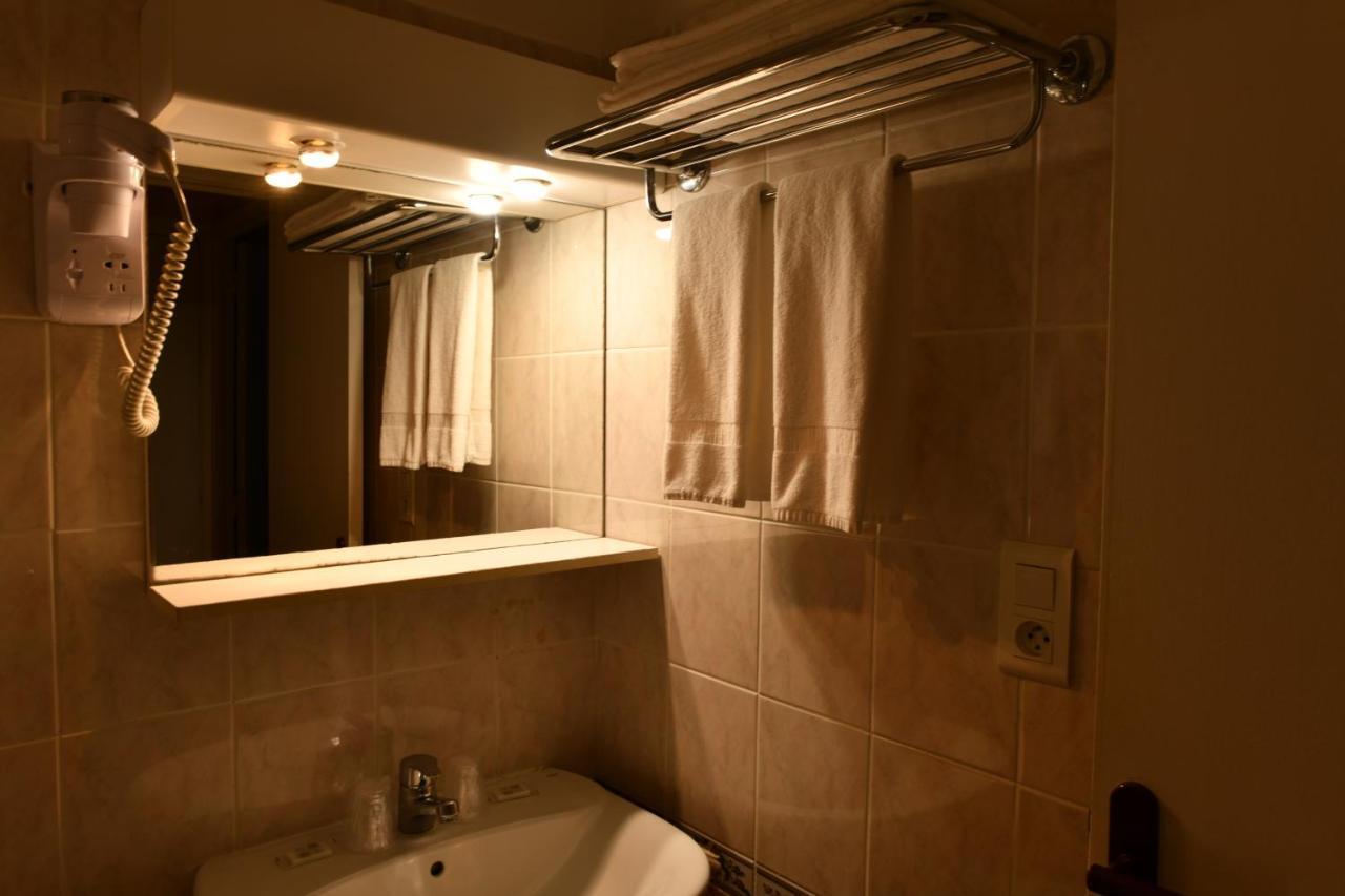 Hotel Le Claridge Проприано Экстерьер фото